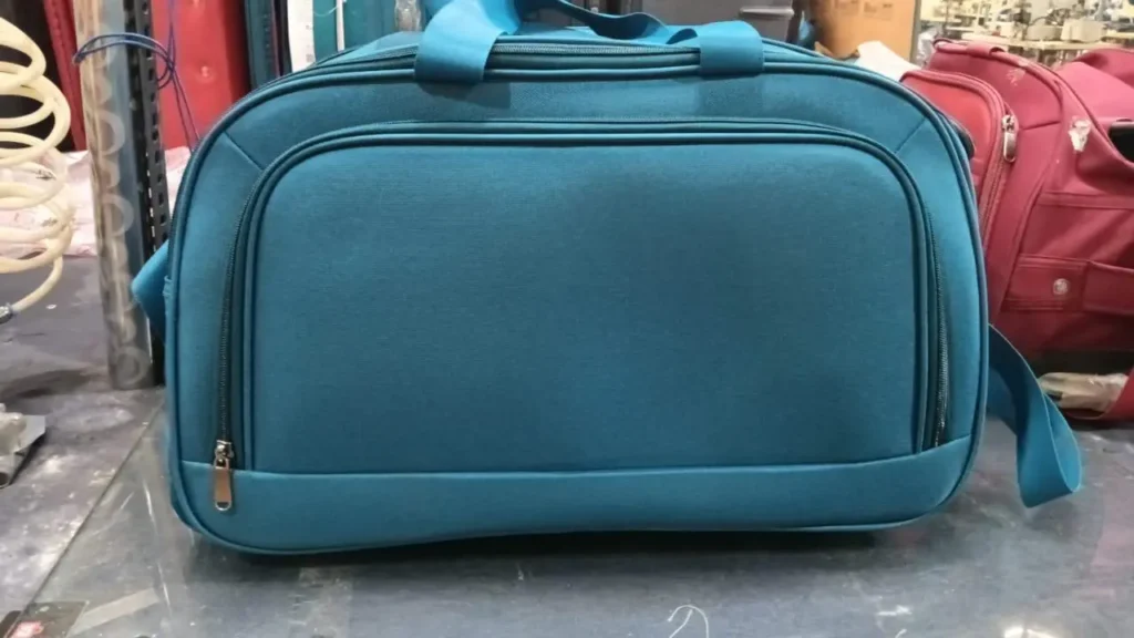Best Travel Bag For Men And Women