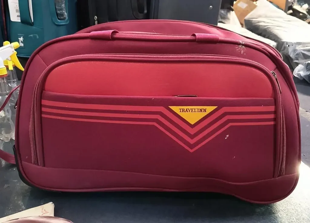 Best Travel Bag For Men And Women